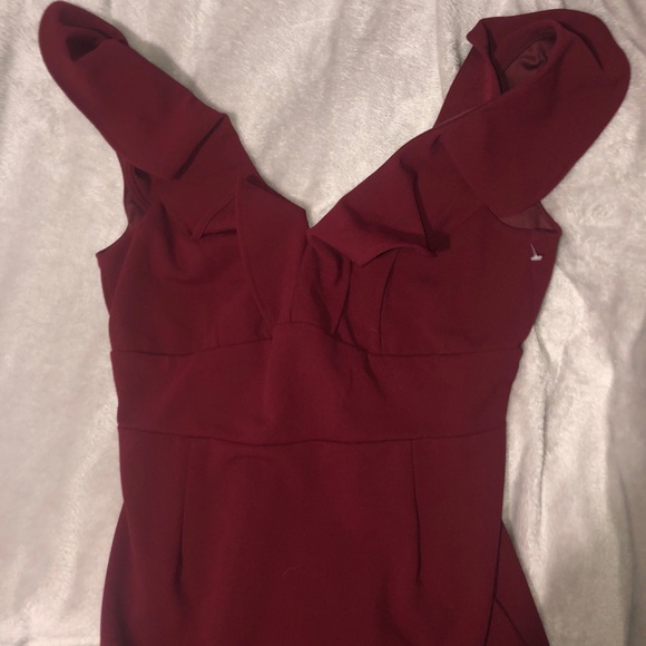 Maroon TOBI Evening Gown❤️ - Picture 2 of 2